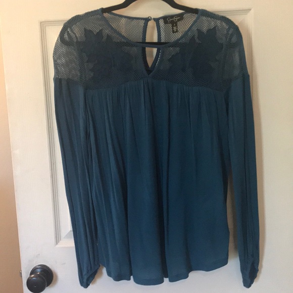 Top - Picture 1 of 1